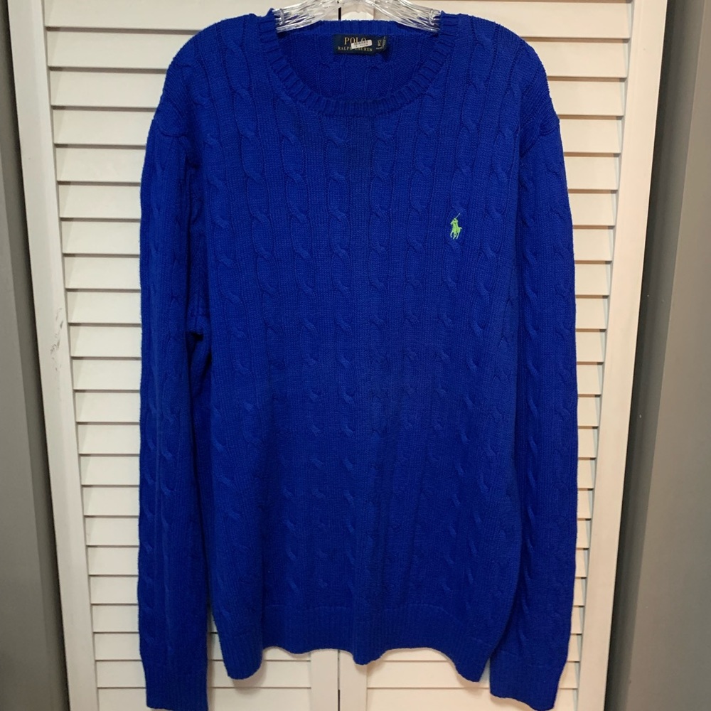 Great Condition Polo sweater size LT